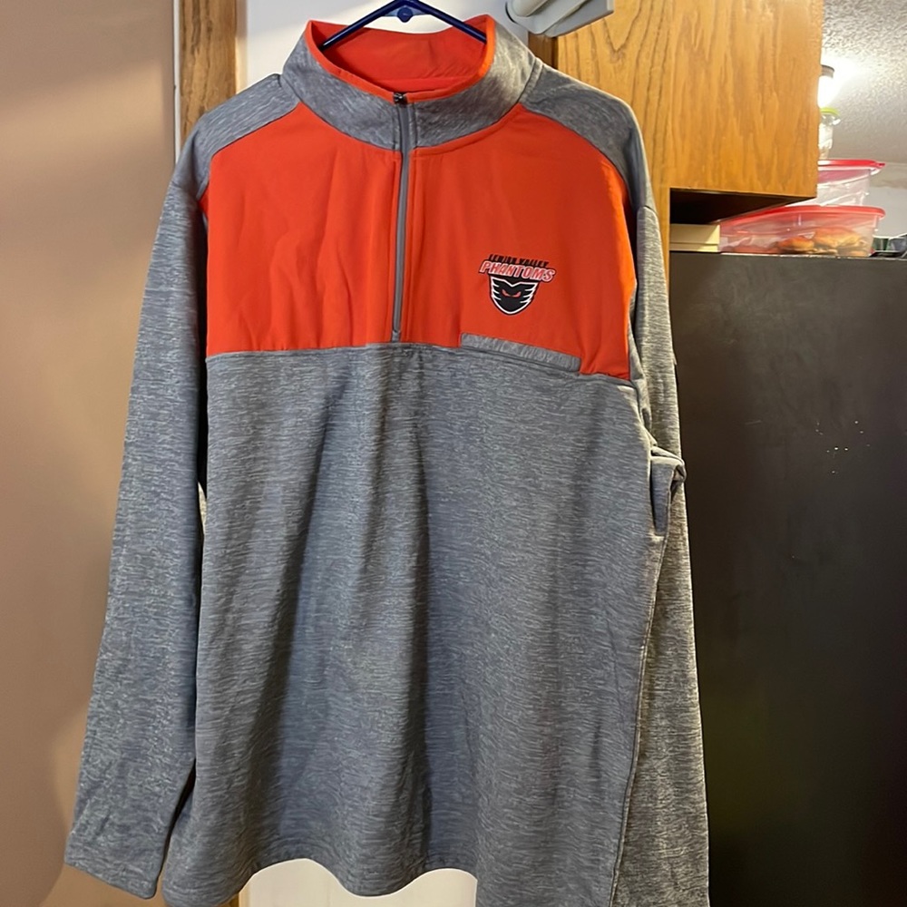 3/4 zip sports shirt